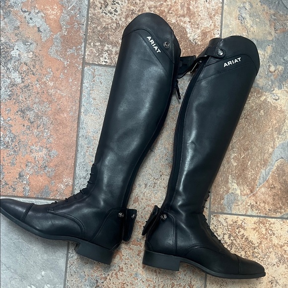 Ariat Women's Black equestrian palisade Boots